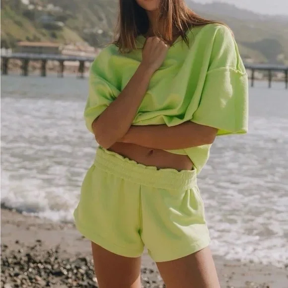 Daily Drills Green Athletic Shorts Elastic Waistband Relaxed Fit